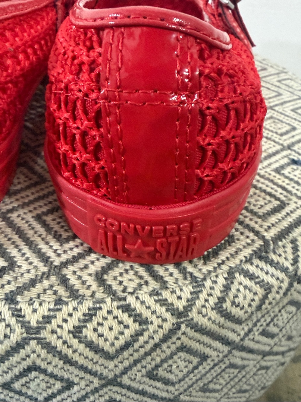 Converse Women’s Size 5.5 Red Mary Jane Sneakers Double Buckle Mesh NEW NO TAGS - Picture 4 of 6